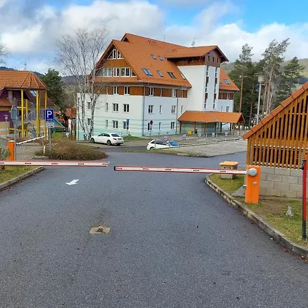 Lipno S Vyhledem Na Jezero *